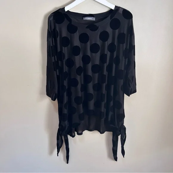 Alembika ~ Black Polka Dot Hi-Lo Semi-Sheer 3/4 Sleeve Tunic Top in Medium *flaw - Picture 3 of 16